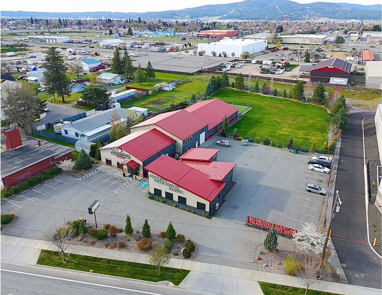 Primary Photo Of 19223-19225 E Appleway Ave, Spokane Valley Freestanding For Lease