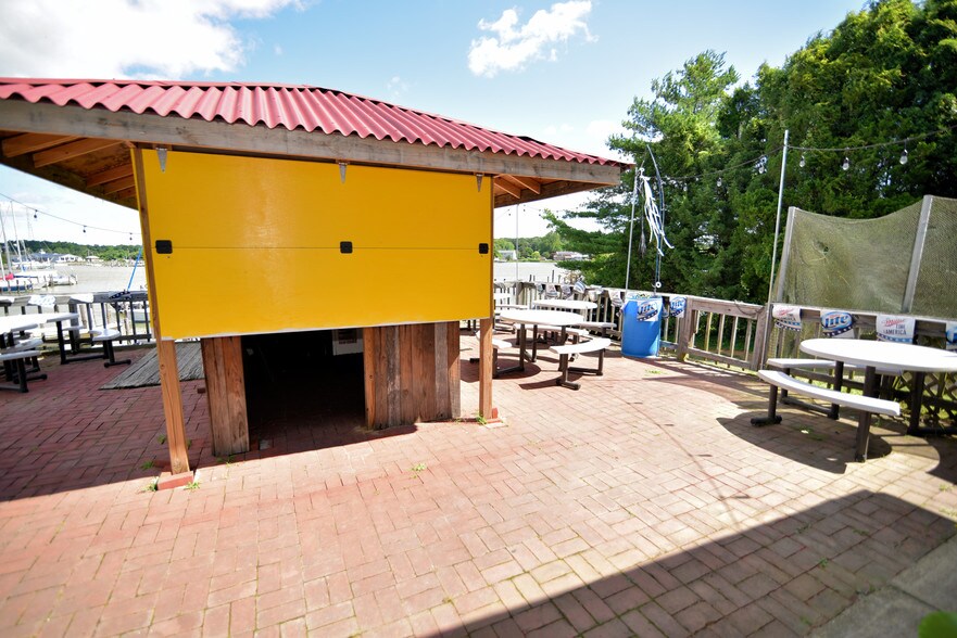 More Photos Of 12364 Neale Sound Dr, Cobb Island Marina For Sale