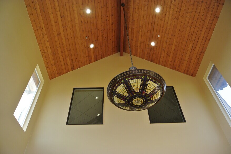 More Photos Of 3875 N Schreiber Way, Coeur d'Alene Warehouse For Lease