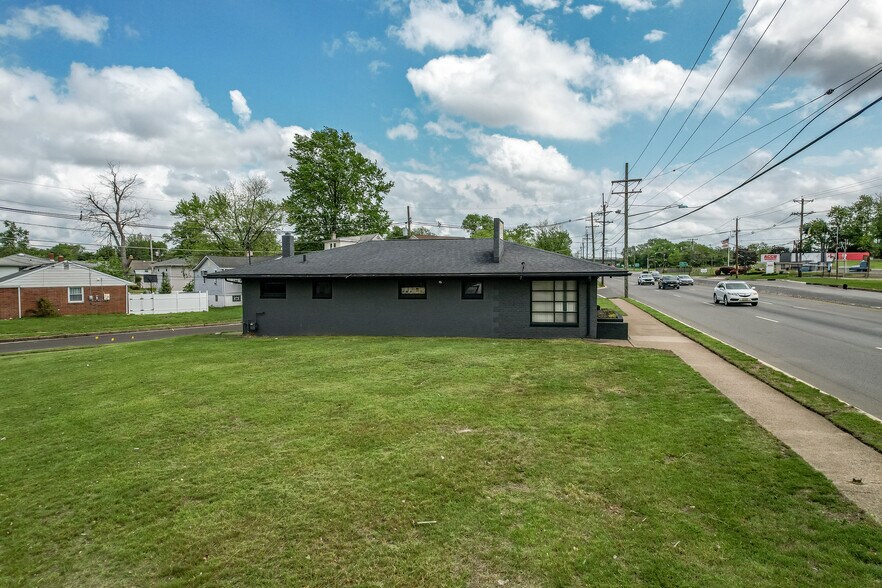 More Photos Of 5439 Route 38, Pennsauken Medical For Sale