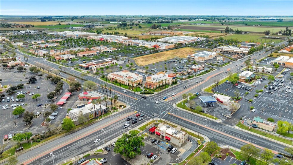 More Photos Of 1697 W Lacey Blvd, Hanford Carwash For Lease