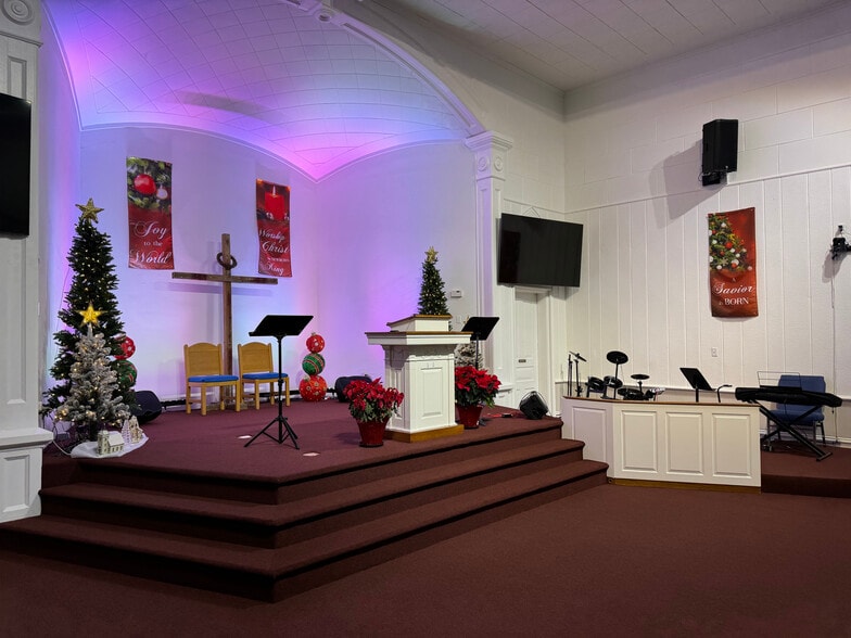 More Photos Of 45504 Cass Ave, Utica Religious Facility For Sale