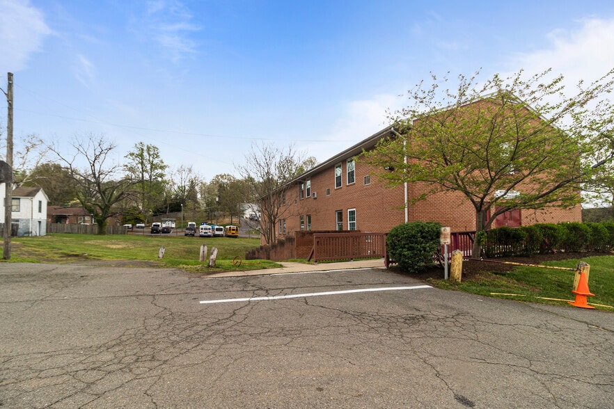 More Photos Of 5001 Backlick Rd, Annandale Religious Facility For Sale