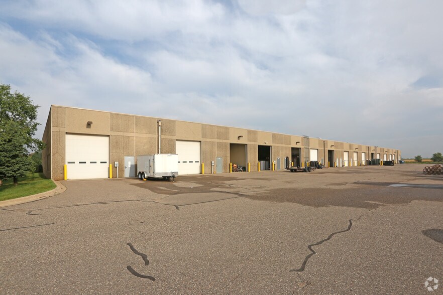 More Photos Of 2605 160th St W, Rosemount Distribution For Lease
