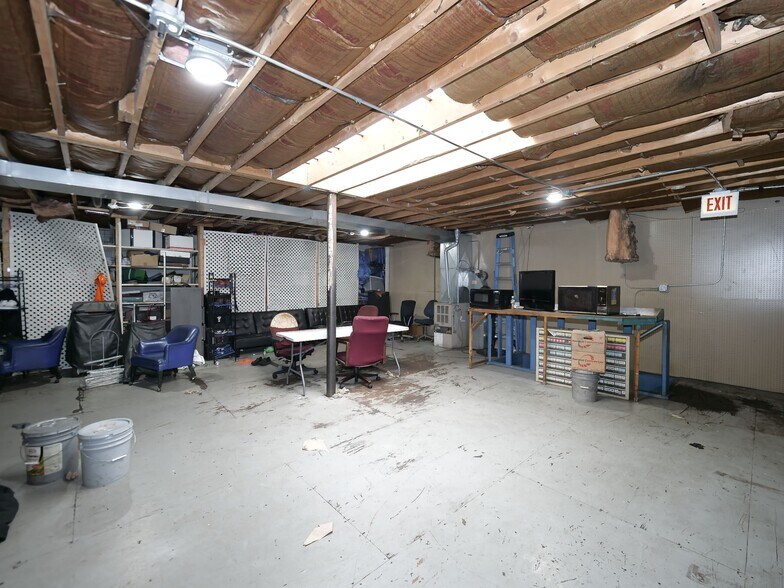 More Photos Of 5000 W Cermak Rd, Cicero Auto Repair For Sale