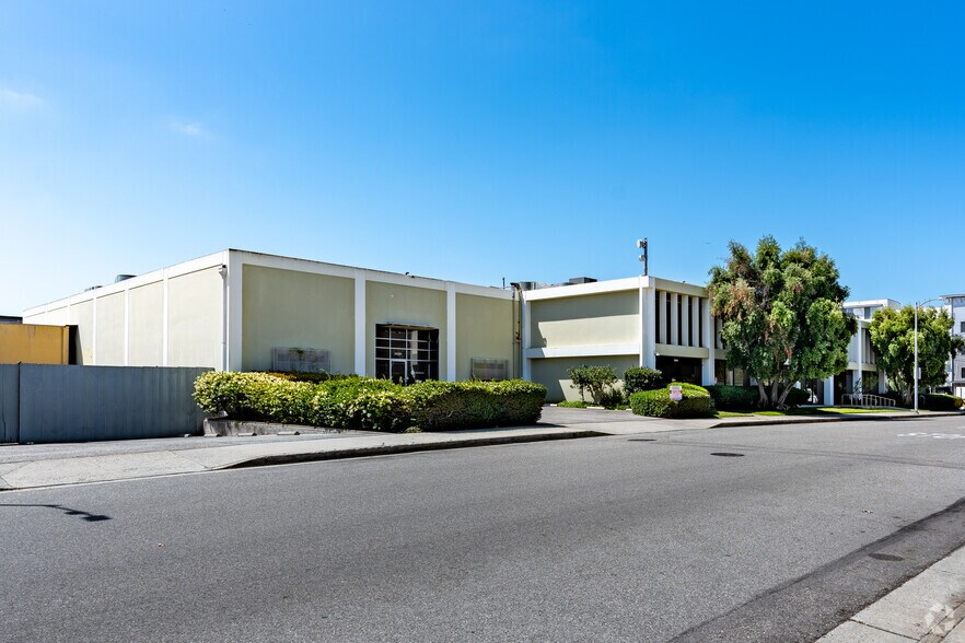 Primary Photo Of 12530-12540 Beatrice St, Los Angeles Flex For Lease