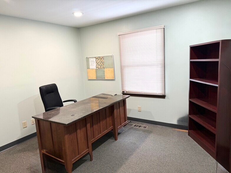 More Photos Of 4245 S A St, Richmond Medical For Lease