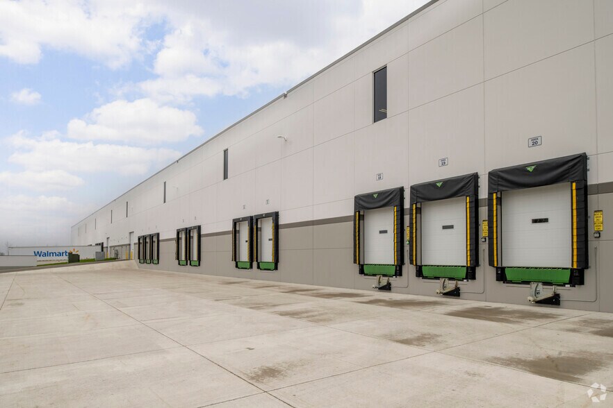 More Photos Of 6305 Ronald Reagan, Madison Warehouse For Lease