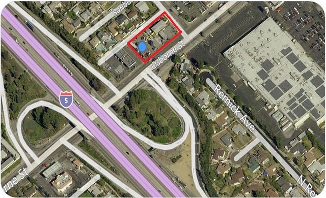 More Photos Of 13235 Osborne St, Arleta Auto Dealership For Lease