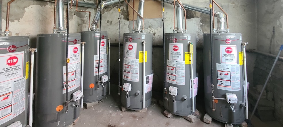 More Photos Of 619 E Groveland Park, Chicago Apartments For Sale