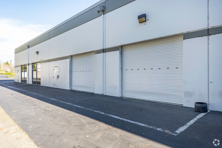 More Photos Of 3830 Atherton Rd, Rocklin Light Manufacturing For Lease