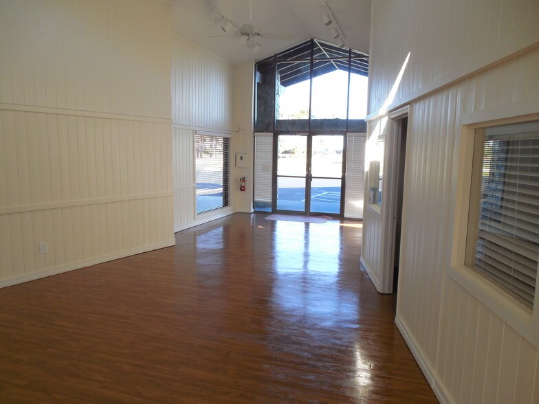 More Photos Of 2500 Port Malabar Blvd NE, Palm Bay Medical For Sale