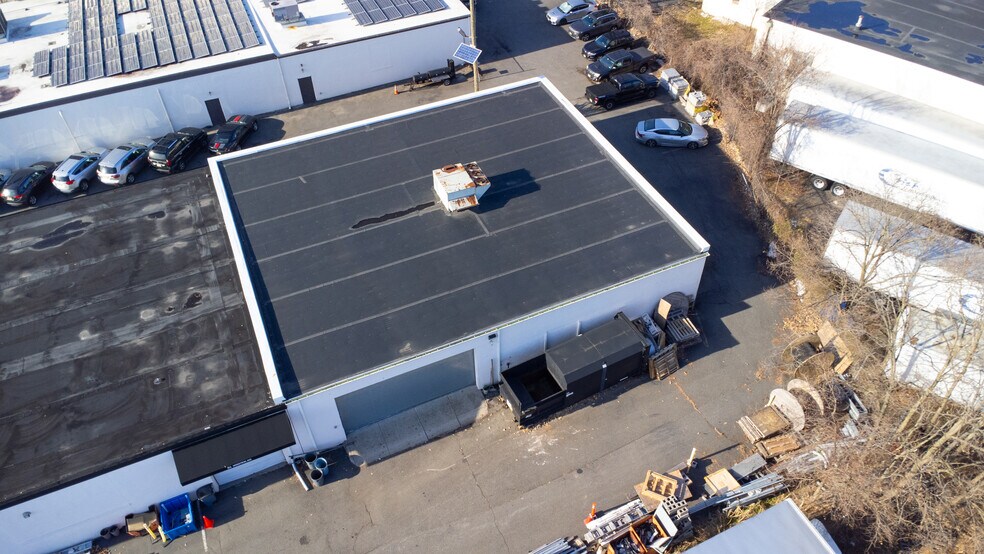 More Photos Of 84 Industrial Ave, Little Ferry Warehouse For Lease