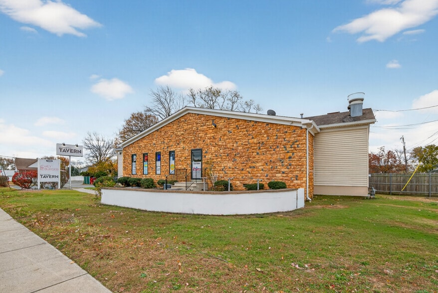 More Photos Of 180 Highway 36 W, Hazlet Township Restaurant For Sale