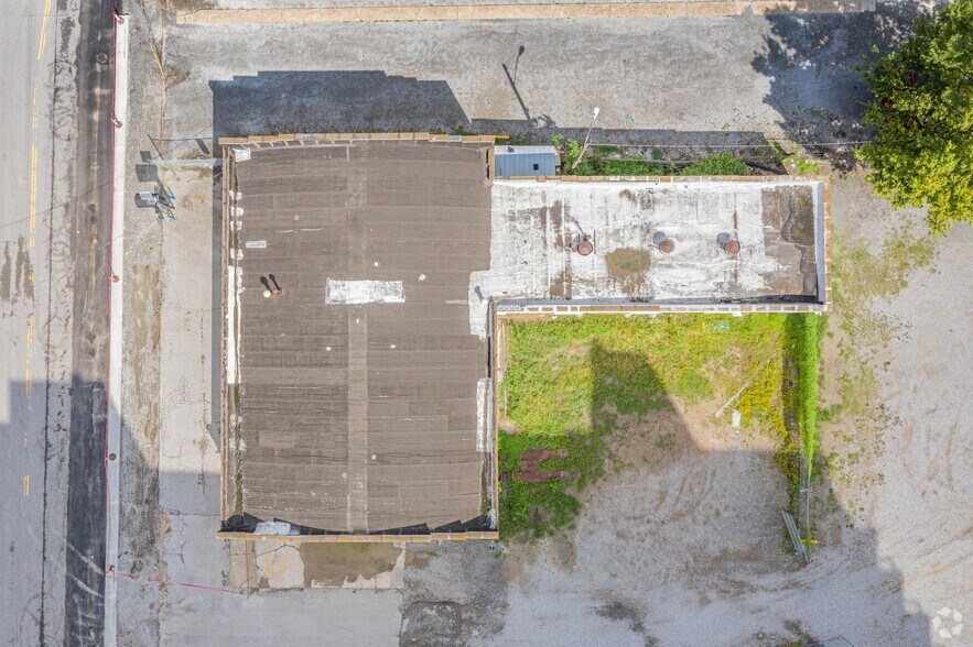 More Photos Of 504 6th Ave S, Nashville Restaurant For Sale