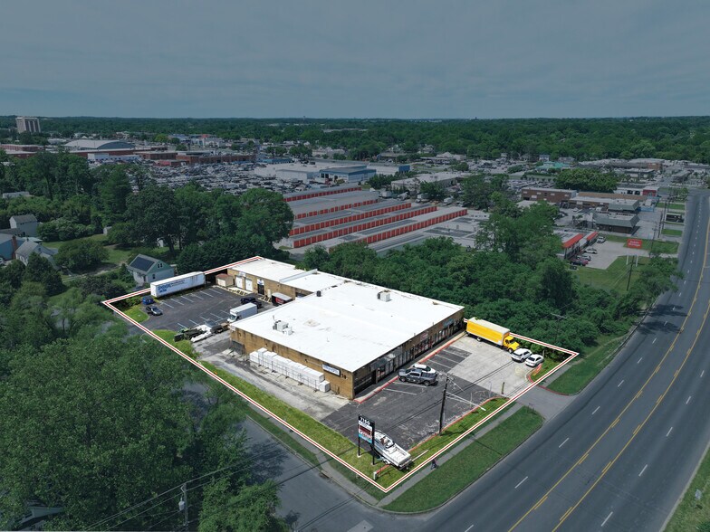 More Photos Of 7150 Furnace Branch Rd, Glen Burnie Flex For Sale