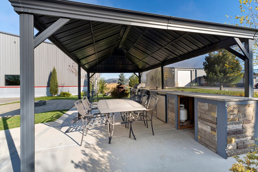 More Photos Of 4415 W Grange Ave, Post Falls Warehouse For Sale