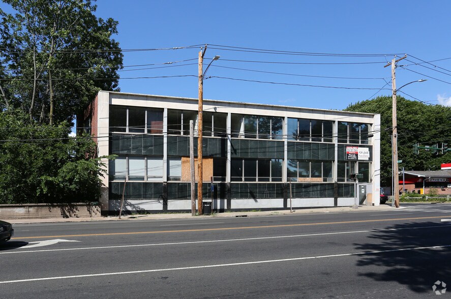 More Photos Of 781 Whalley Ave, New Haven Office For Lease
