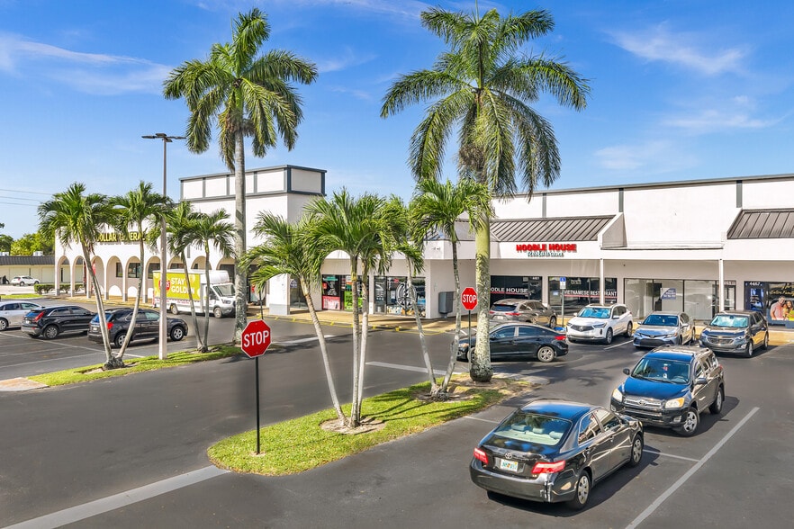 More Photos Of 4455-4485 N State Road 7, Lauderdale Lakes General Retail For Lease