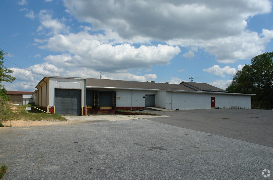 More Photos Of 2101 Rockmart Hwy, Rome Manufacturing For Sale