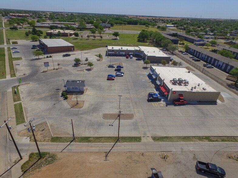 More Photos Of 1824 Parkway Dr, Lubbock Freestanding For Lease