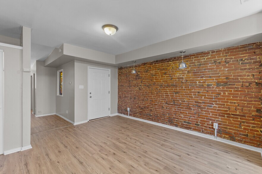 More Photos Of 1709 S 8th St, Saint Louis Apartments For Sale
