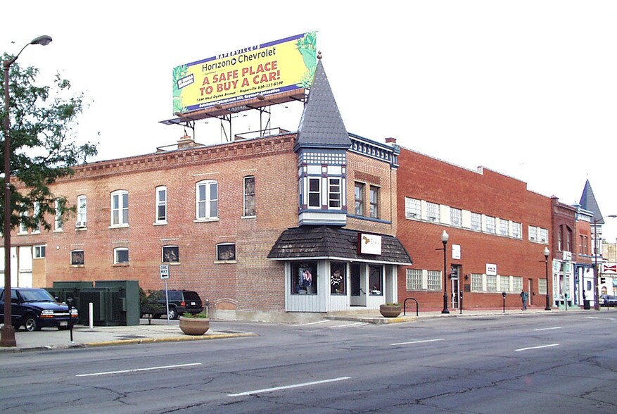 More Photos Of 122 W Downer Pl, Aurora Loft Creative Space For Lease