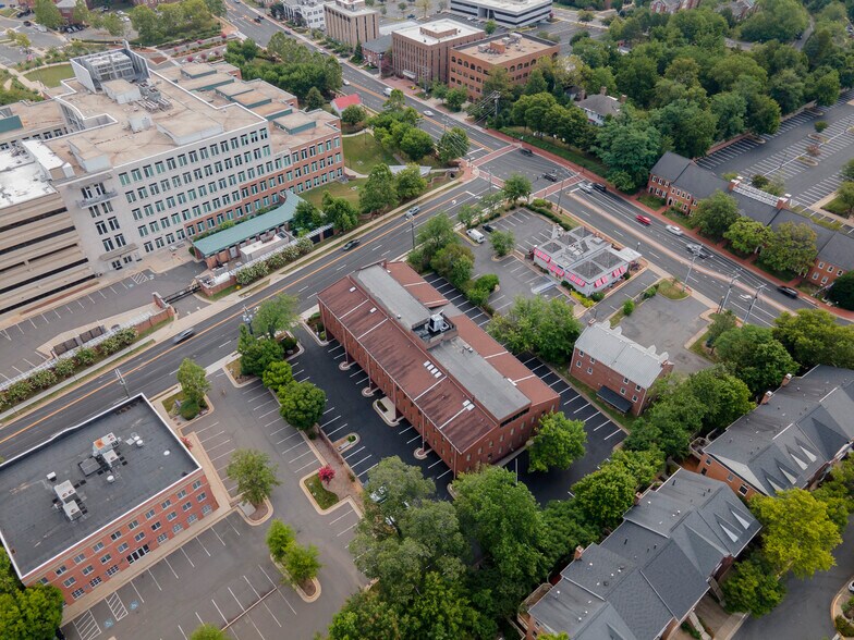 More Photos Of 10505 Judicial Dr, Fairfax Office For Sale