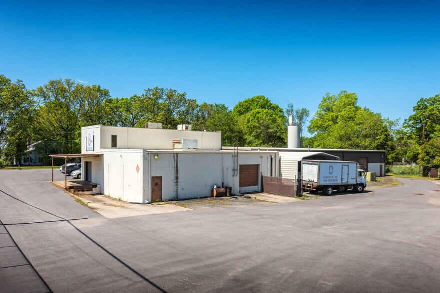 More Photos Of 311-333 Oakdale Rd, Charlotte Food Processing For Sale