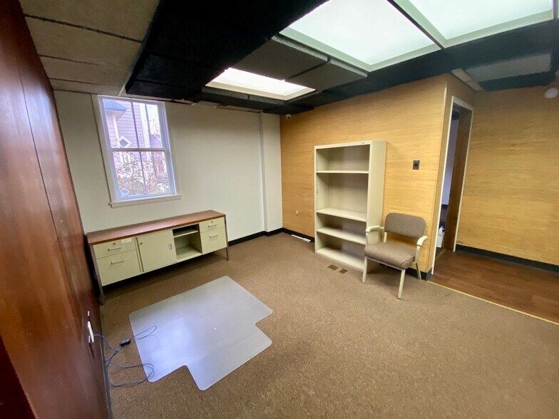 More Photos Of 121 N College St, Martinsburg Medical For Sale