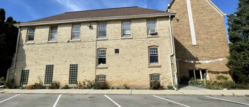 More Photos Of 125 E State St, Burlington Religious Facility For Lease