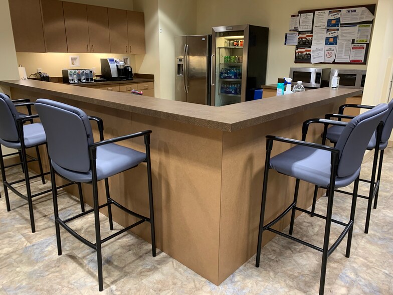 More Photos Of 3290 Cumberland Club Dr, Atlanta Office For Lease