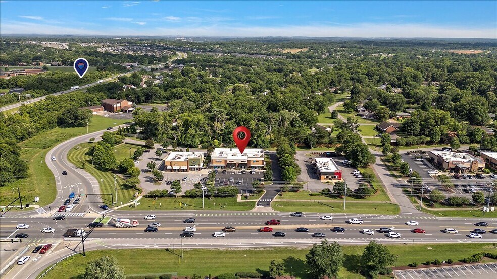 More Photos Of 923 Nashville Pike, Gallatin Storefront Retail Office For Lease