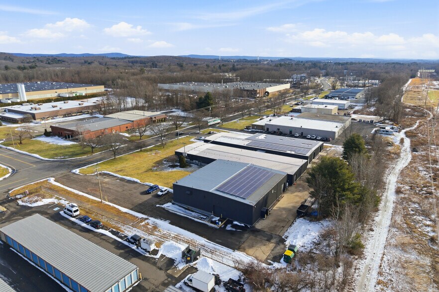More Photos Of 198-202 Benton Dr, East Longmeadow Warehouse For Lease