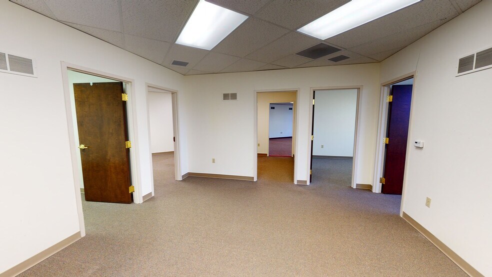 More Photos Of 999 Berkshire Blvd, Wyomissing Office For Lease