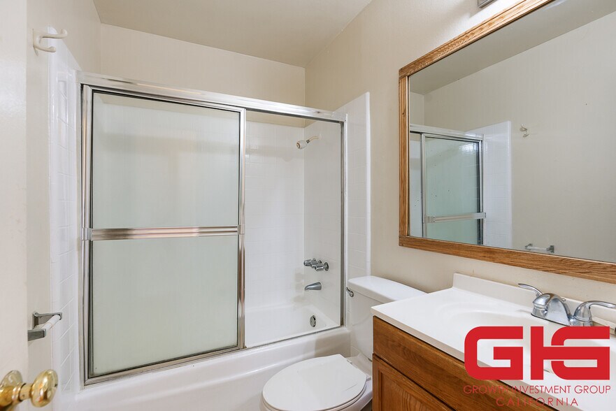 More Photos Of 820 N Raymond Ave, Pasadena Apartments For Sale