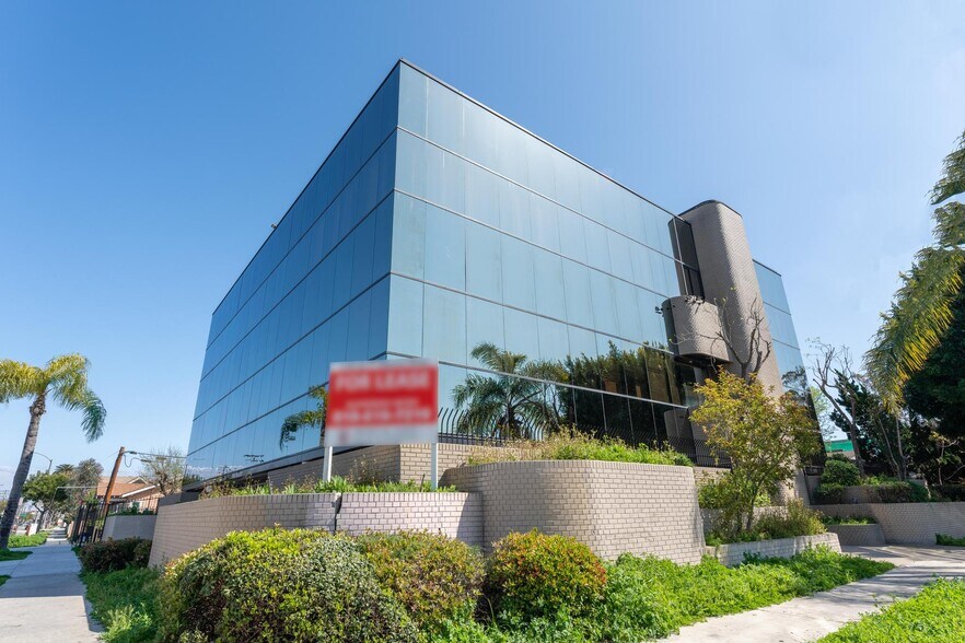 More Photos Of 980 Atlantic Ave, Long Beach Medical For Sale