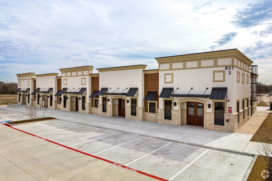 More Photos Of 931 S. Highway 121, Allen Medical For Sale