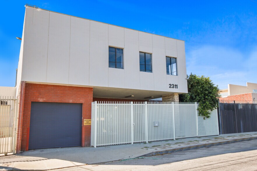 Primary Photo Of , Los Angeles Unknown For Sale