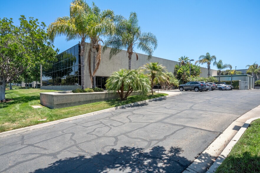 More Photos Of 2261 Rutherford Rd, Carlsbad Research And Development For Sale
