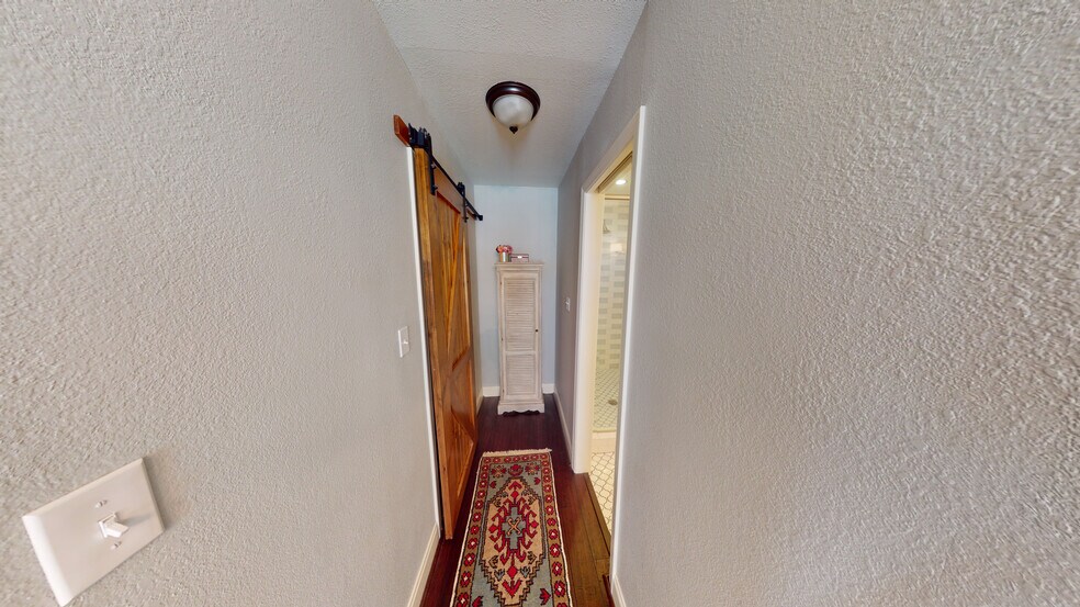 More Photos Of 16712 County Road 1580, Ada Sports And Entertainment For Sale