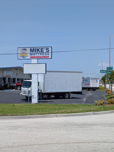 Primary Photo Of 23330 Harborview Rd, Port Charlotte Flex For Lease