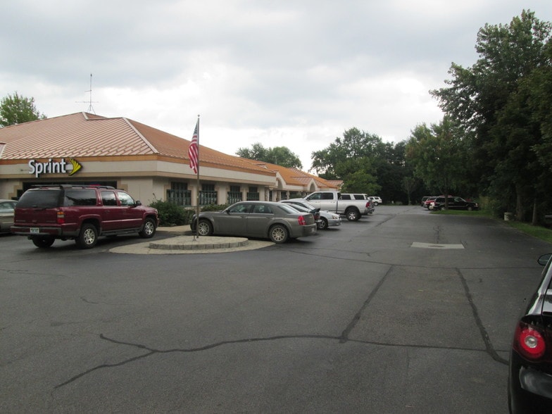 More Photos Of 10500 Chicago Dr, Zeeland Storefront Retail Office For Sale