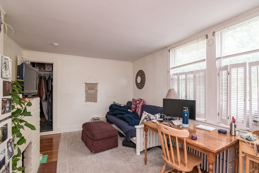 More Photos Of 81 Bridge St, Northampton Multifamily For Sale