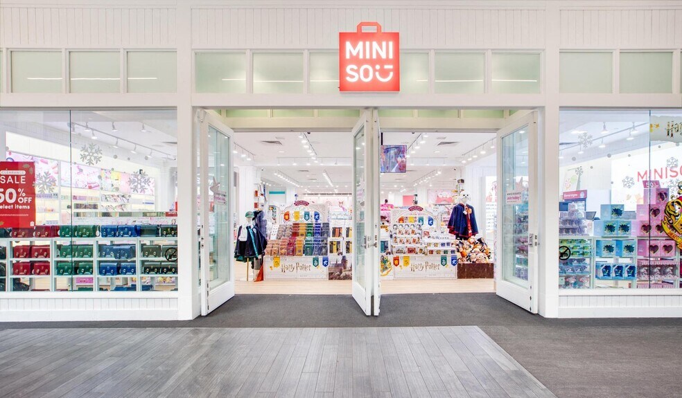 More Photos Of 5060 Montclair Plaza Ln, Montclair Unknown For Lease