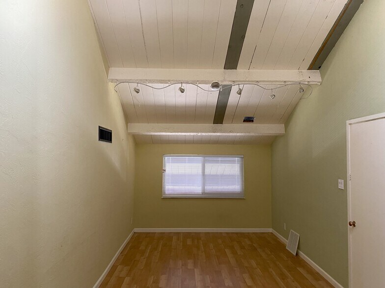 More Photos Of 1800-1899 Pruneridge Ave, Santa Clara Unknown For Sale