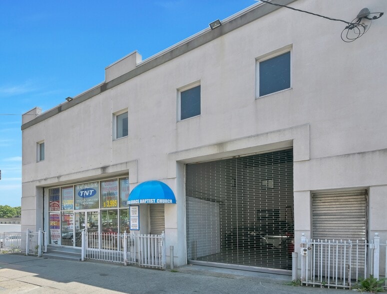 More Photos Of 3766 Boston Rd, Bronx General Retail For Lease