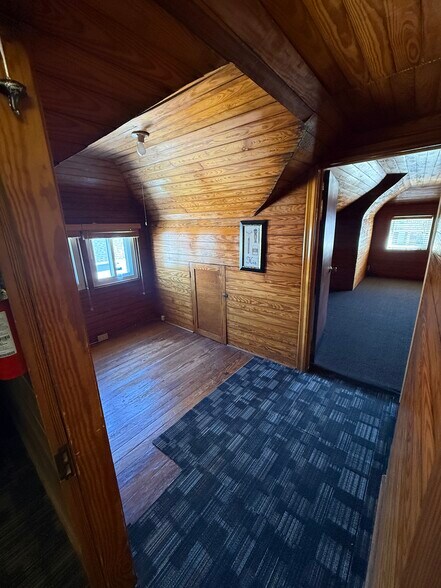 More Photos Of 8838 Belair Rd, Nottingham Office For Lease
