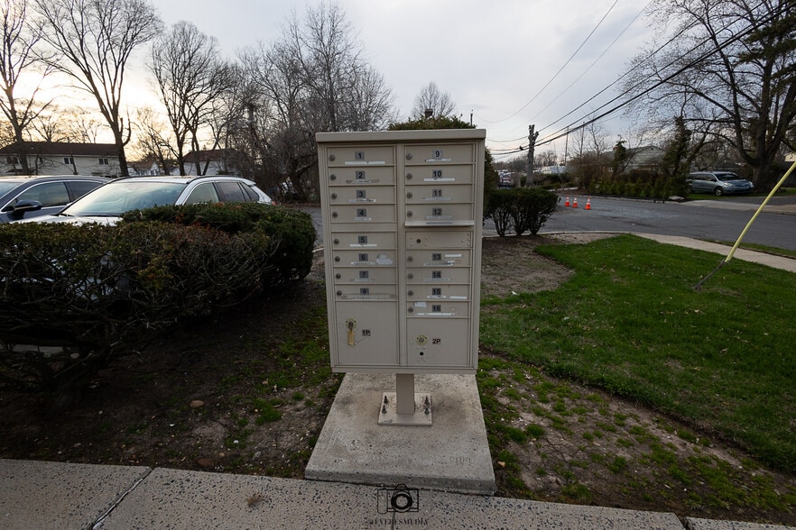 More Photos Of 1215 Livingston Ave, North Brunswick Office For Sale