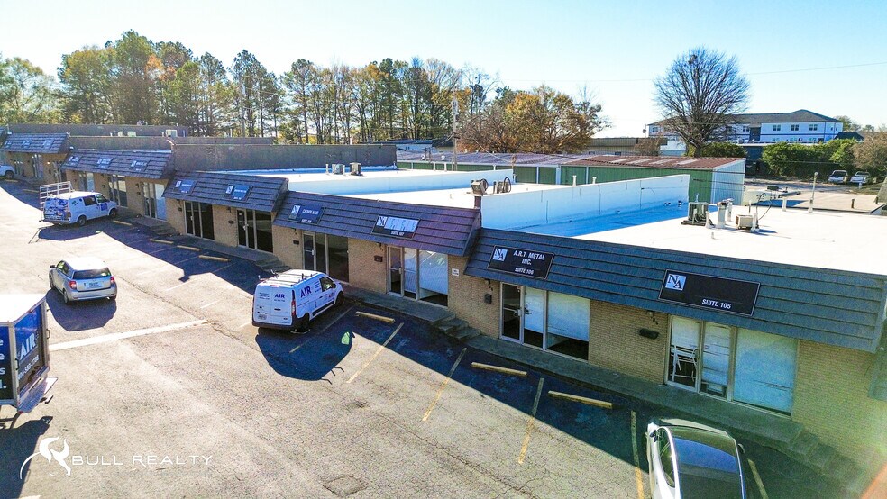 More Photos Of 5891 New Peachtree Rd, Doraville Warehouse For Lease